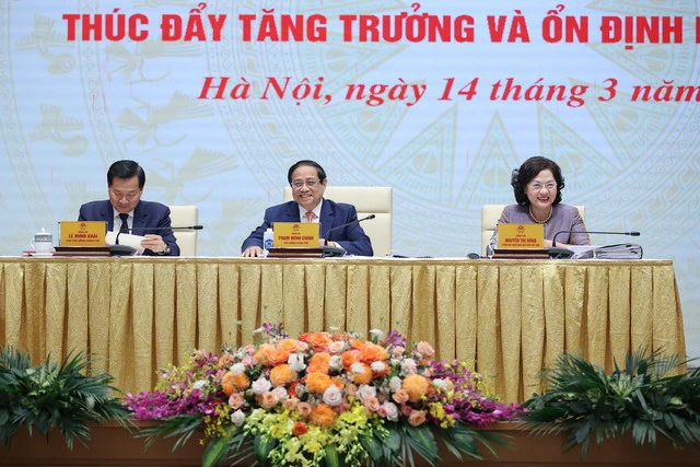 TỔNG THUẬT: Thủ tướng chủ trì hội nghị về chính sách tiền tệ, tháo gỡ khó khăn cho sản xuất, kinh doanh thúc đẩy tăng trưởng