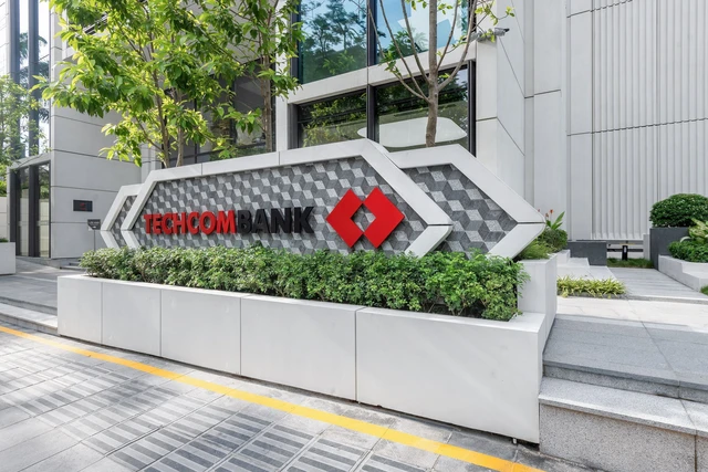 Techcombank báo lãi 7.802 tỷ đồng trong quý đầu năm 2024, tỷ lệ CASA tăng tiếp lên 40,5%, giữ vững ngôi vị quán quân