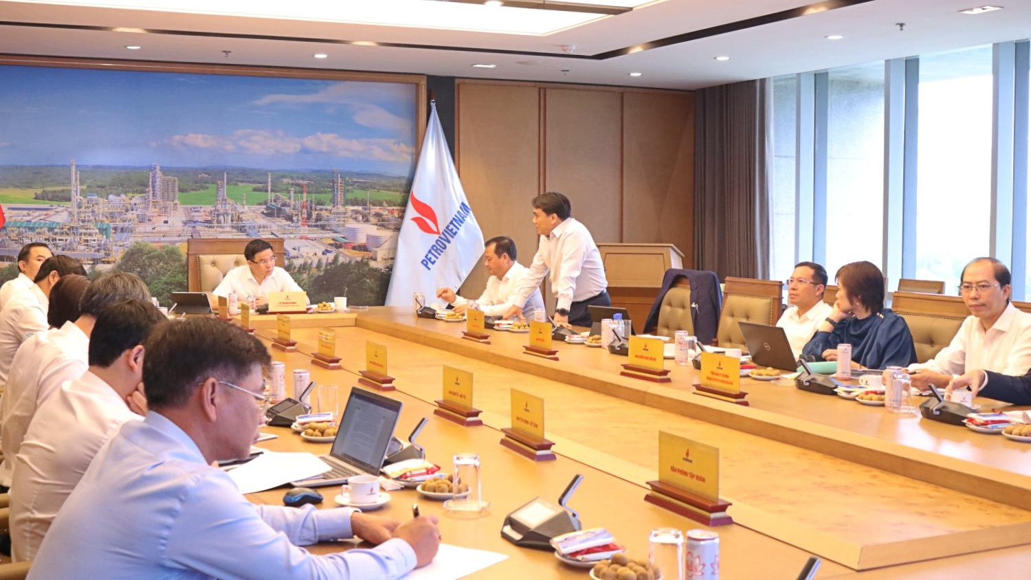 PV Drilling (PVD): Đã hoàn thành 50% mục tiêu lợi nhuận năm, gấp rút đầu tư giàn khoan mới