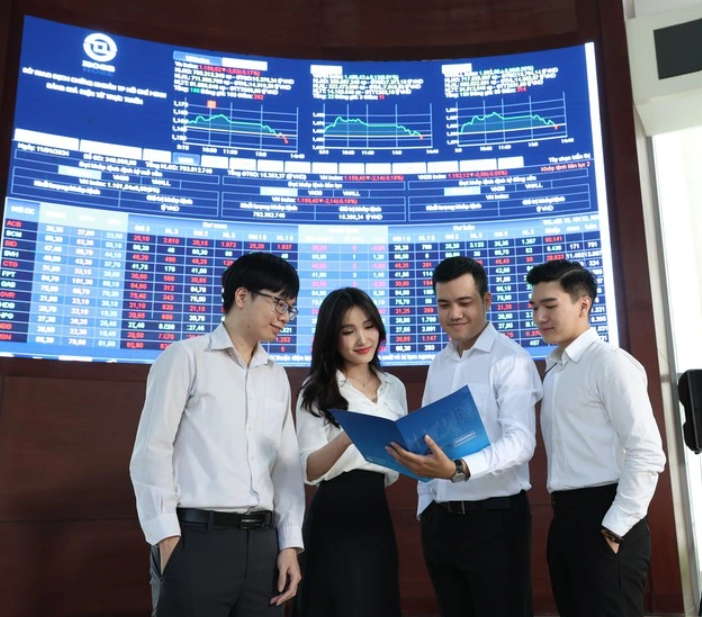 Giá trị vốn hóa cổ phiếu niêm yết trên HOSE đạt hơn 51,58% GDP