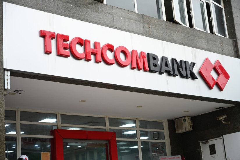 Techcombank (TCB) chi 1.800 tỷ cho Manulife sau khi ngừng hợp tác, tự mở công ty bảo hiểm