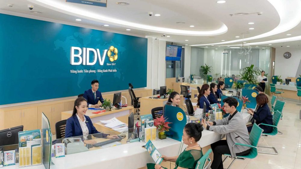 Ngân hàng BIDV (BID) sẽ chia cổ tức tỷ lệ 21% và bán 2,9% vốn trong đầu năm sau